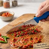 5.-Teknik-Mince-(Cincang-Halus-Sampai-Menjadi-Pasta)